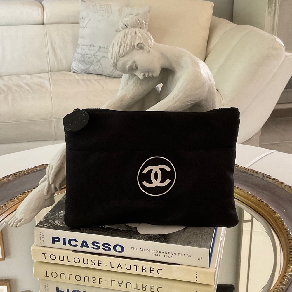 Chanel Puffer Bag, 12 x 9, Never Used